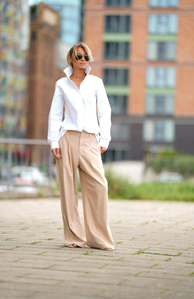 Gitta Banko Padma Pant camel